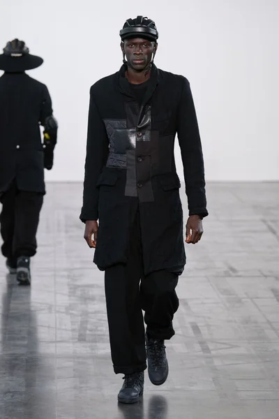 Look 43